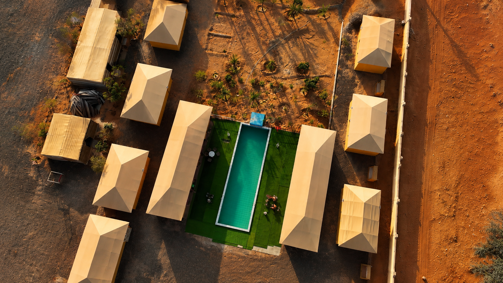 إطلالة جوية لمخيم Sand Camp Oman في بدية من موقعه الرسمي